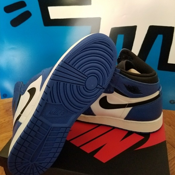 SOLD SOLD SOLD Air Jordan 1 Retro High Royal - Picture 3 of 4